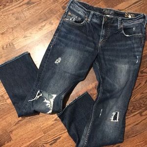 Silver Jeans SAM Destroyed